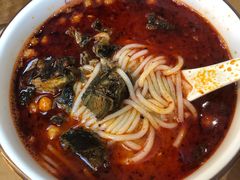 -子宸什夹婆乌鸡米线弹子石店(泽科·星泽汇店)