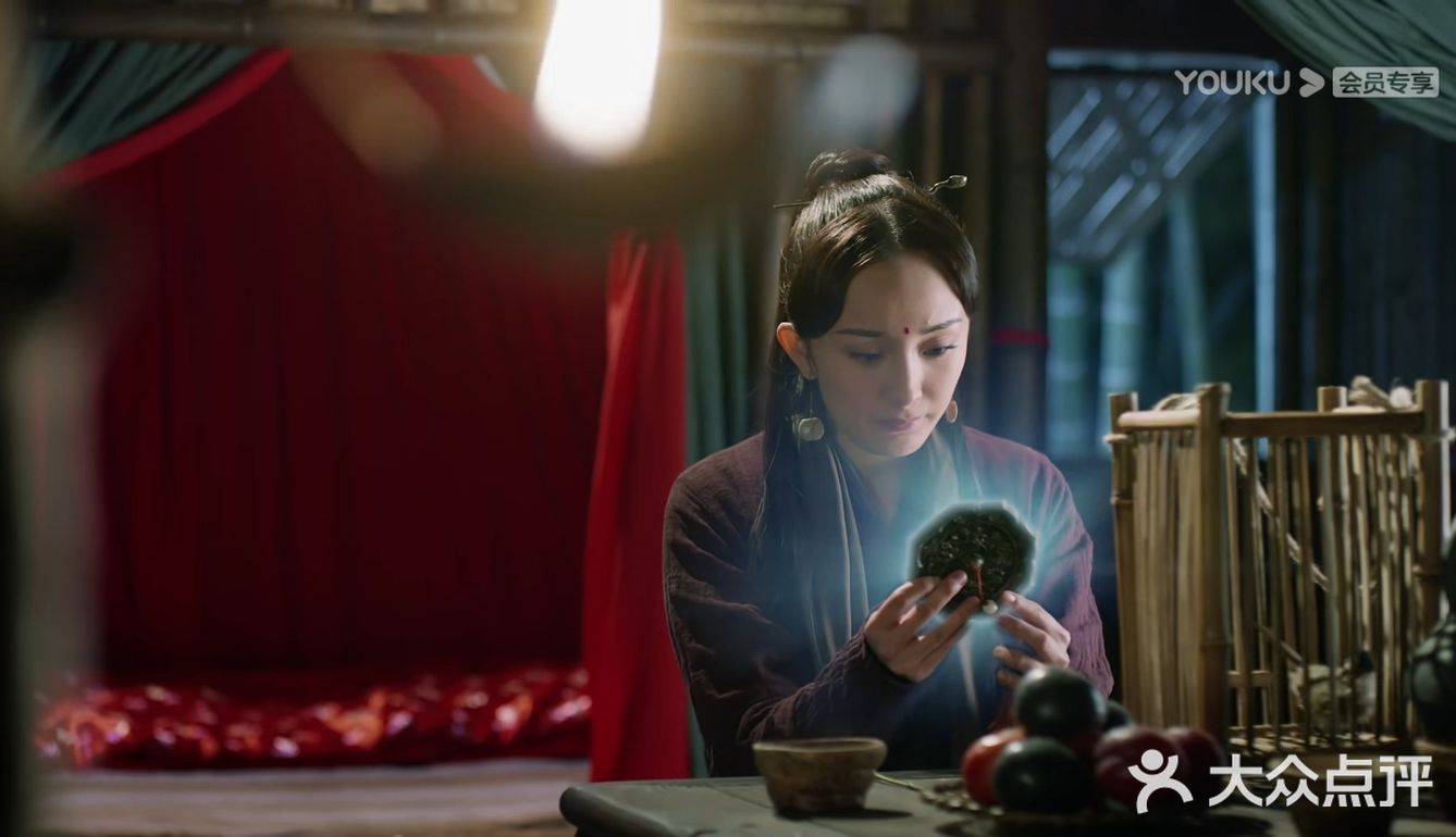 再看他们俩 感觉很不一样