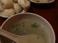 -佬钱湾仔(衣裳街店)