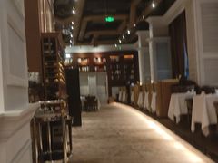 -哈布斯扒房(华发商都店)
