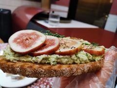 无花果手撕鸡肉tapas-Toris(LuOne凯德晶萃广场店)