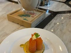 烟熏三文鱼牛油果酱-苏州希尔顿酒店·园大堂吧