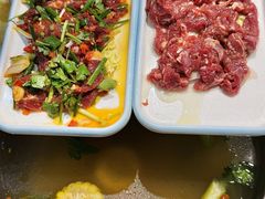 -乡土黄·鲜牛肉火锅·小龙虾(兴业街店)