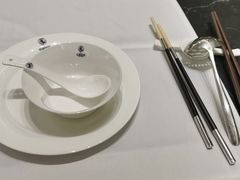 -红鼎豆捞·非遗鲍皇汤火锅(宝丰路店)