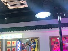 -马路牙子烧烤音乐酒馆(望京店)
