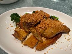 招牌脆皮蒜香鸡-莆田餐厅PUTIEN(深圳湾万象城家宴店)