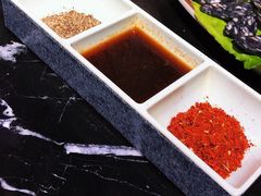 经典三味酱料-鹤江桥·红油牛肉粉(SKP店)