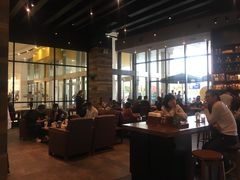 大堂-星巴克臻选(武汉经开永旺梦乐城店)