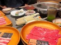 -牛YO寿喜烧·铁板烧和牛火锅自助(市府恒隆店)