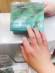 -进巍美甲美睫店