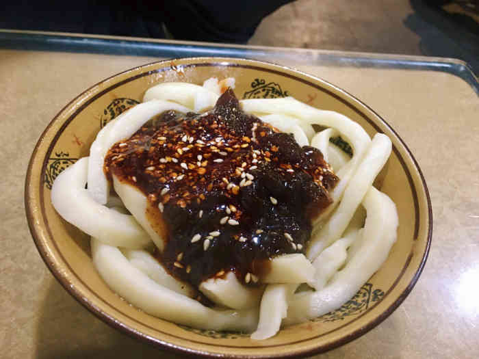 尹氏荞面(天庆街店)-"百年老店传承店,用"榨"压出来的荞面勾起.