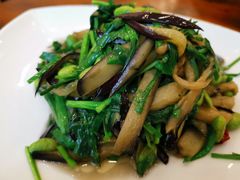 -侬佳蒸菜馆(听潮店)