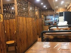 大堂-老东镇啤酒屋海鲜加工·蒸汽海鲜·海鲜烧烤(台东店)