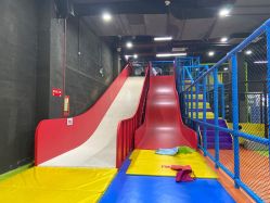 -蹦贝运动中心·蹦床·攀岩·闯关(龙岗店)