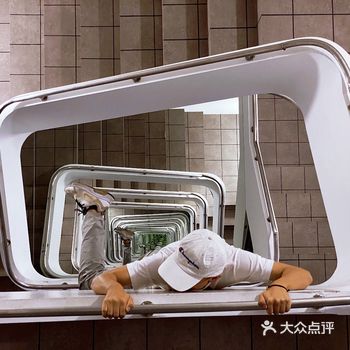 人多的展适合我这种自由职业者平时去,感觉像包场