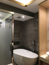 -香港倾城国际·美容美体中心