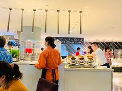 -上海滴水湖皇冠假日酒店