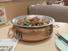 -吕氏疙瘩汤·新派鲁菜(芝罘万达店)