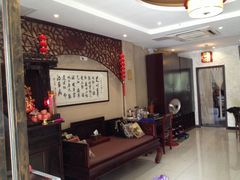 -莱蔻·圣灸堂·推拿艾灸(天山店)