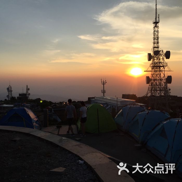 括苍山云顶山庄