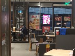 大堂-汉堡王(徐汇绿地缤纷店)