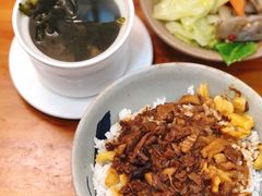 -红猪卤肉饭(大西洋美食城店)