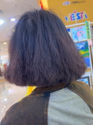 -虫二·专注健康烫染沙龙