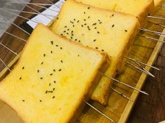 鸡蛋泡了面包片-壹酒贰肉1926·深夜食堂(九纬路店)