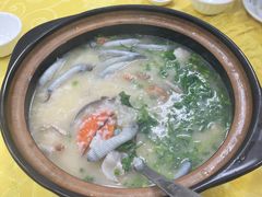 -蚝抵食·湛江生蚝(湾北路店)