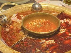 -哥老官重庆美蛙鱼头(五角场合生汇店)