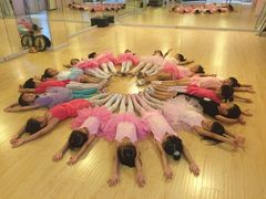 -雅米拉艺术中心(少儿舞蹈培训)