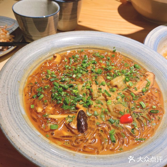 荣小馆(杭州大厦店)沙蒜豆面图片