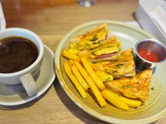 香辣牛肉热烤三明治-blend咖啡部落(卓悦中心店)