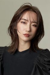 -HAIR CORNER
