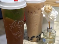 -顶东面包花园·生日蛋糕(世博店)