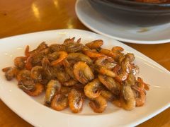 油爆香河虾-牧羊餐厅