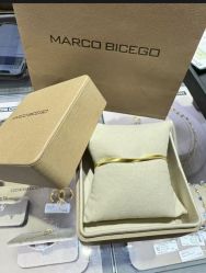 -周生生Chow Sang Sang(先天下店)