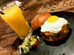 -HIGH FIVE哈福手工汉堡(桂林路店)