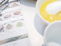 -阿瓦山寨·湘菜现炒·剁椒鱼头王(咸阳总店)