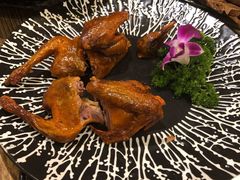 -香山湖家家宴(中山陵店)