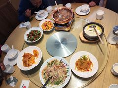 -关东小磨东北菜(上海长风大悦城店)