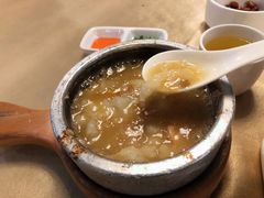 花胶煲仔翅-翅爷家煲仔翅