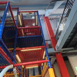 -动力星球家庭亲子游乐中心