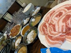 -韩风烤牛肉冷面店