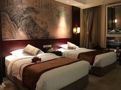 -中家鑫园温泉酒店鑫悦汤泉