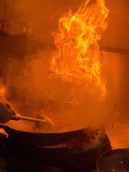 -咪咪比基尼脱毛专业店