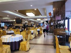 -御满江海鲜酒家(洛溪新城店)