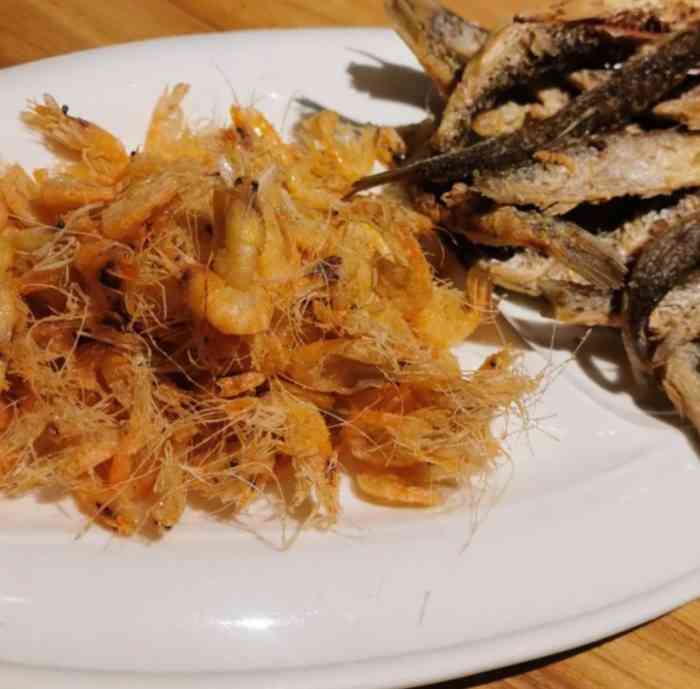 万事发鱼庄cctv采访鱼宴-"在当地有些小贵,不过在旅游区.