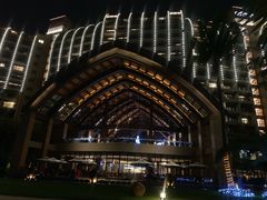 -三亚湾海居铂尔曼度假酒店