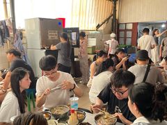 -正宗杨记普洱酸醋米线(总店)